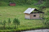 Продам небольшую туристическую базу отдыха на берегу реки Узнезя.